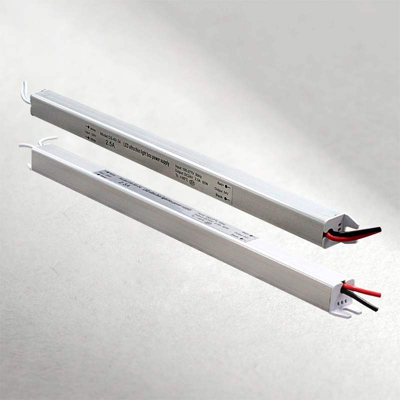 Driver 60W 100-277V para luminaria LED DC24V.