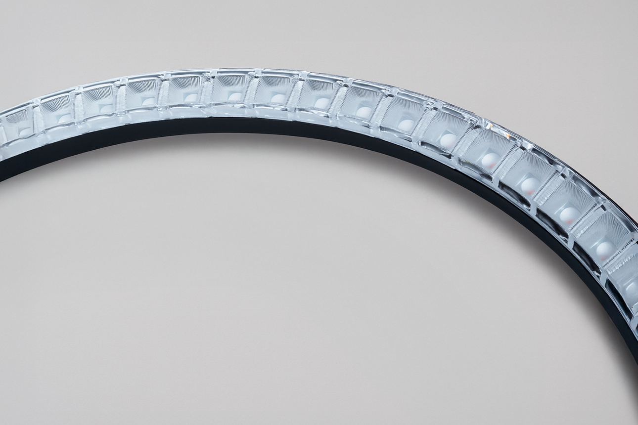 OULU CURVE S LLL10118TN – PÁGINA WEB 1290 x 860 px